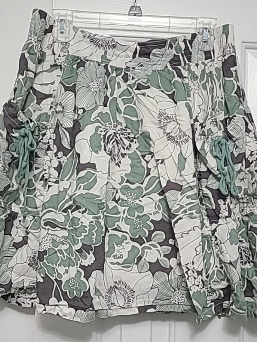 Women's Pull On Gathered Green Floral Lined Short Skirt Size Medium